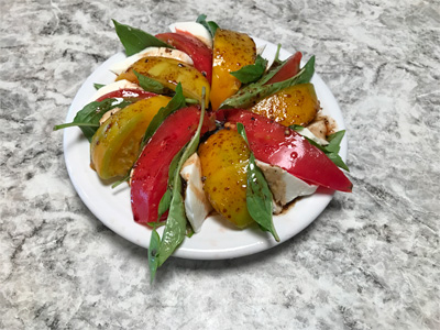 tomatoe-basil-salad